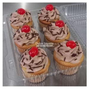 Caja de cupcakes crema de chocolate. ( 6 unidades)